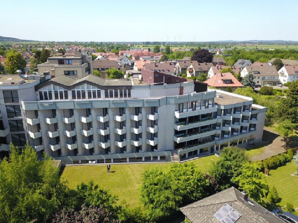 Karaman Group Hotel บาด เนินน์ดอร์ฟ ภายนอก รูปภาพ